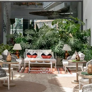 https://vincci-seleccion-posada-del-patio.hotelsinnerja.org
