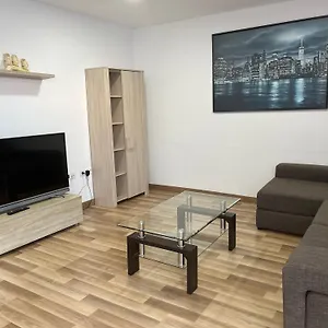 https://lanzalina.in-canary-islands.com